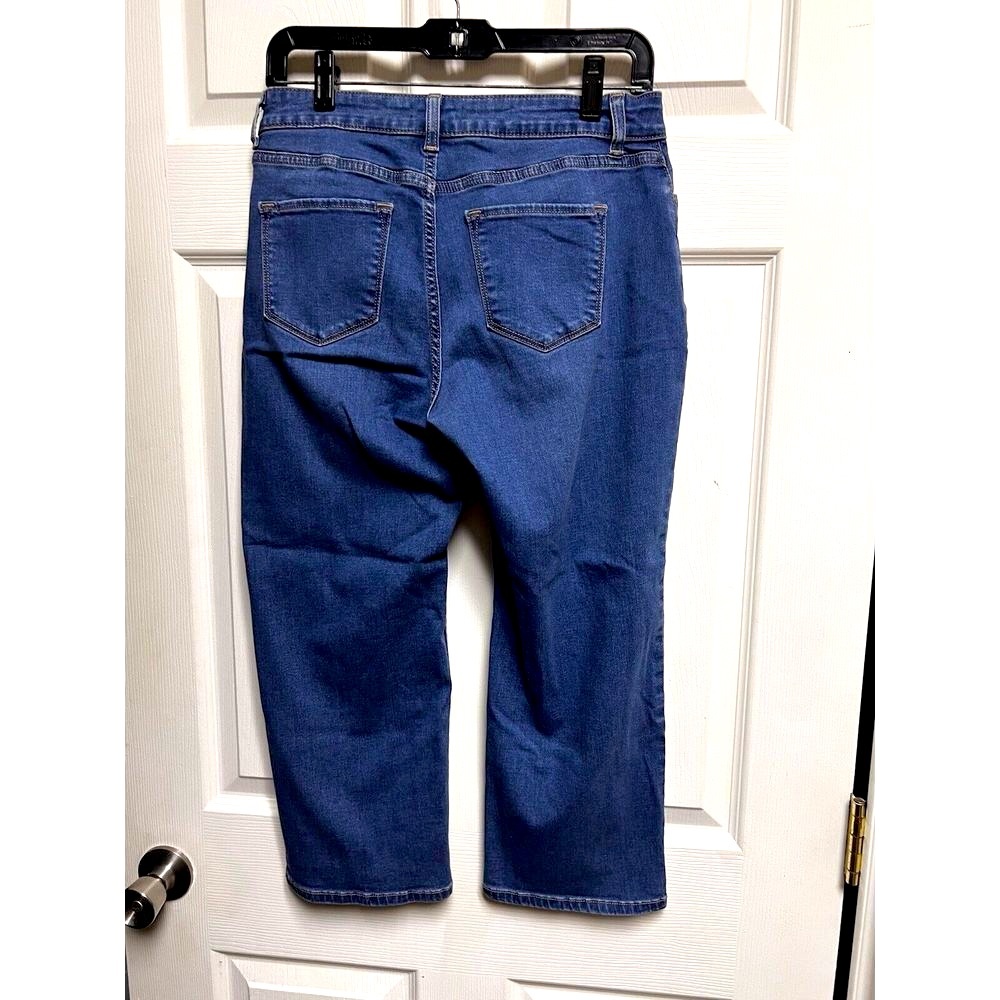 Croft & Barrow Straight Crop Jeans Womens Size 6 Dark Wash Stretch Denim - Picture 6 of 7